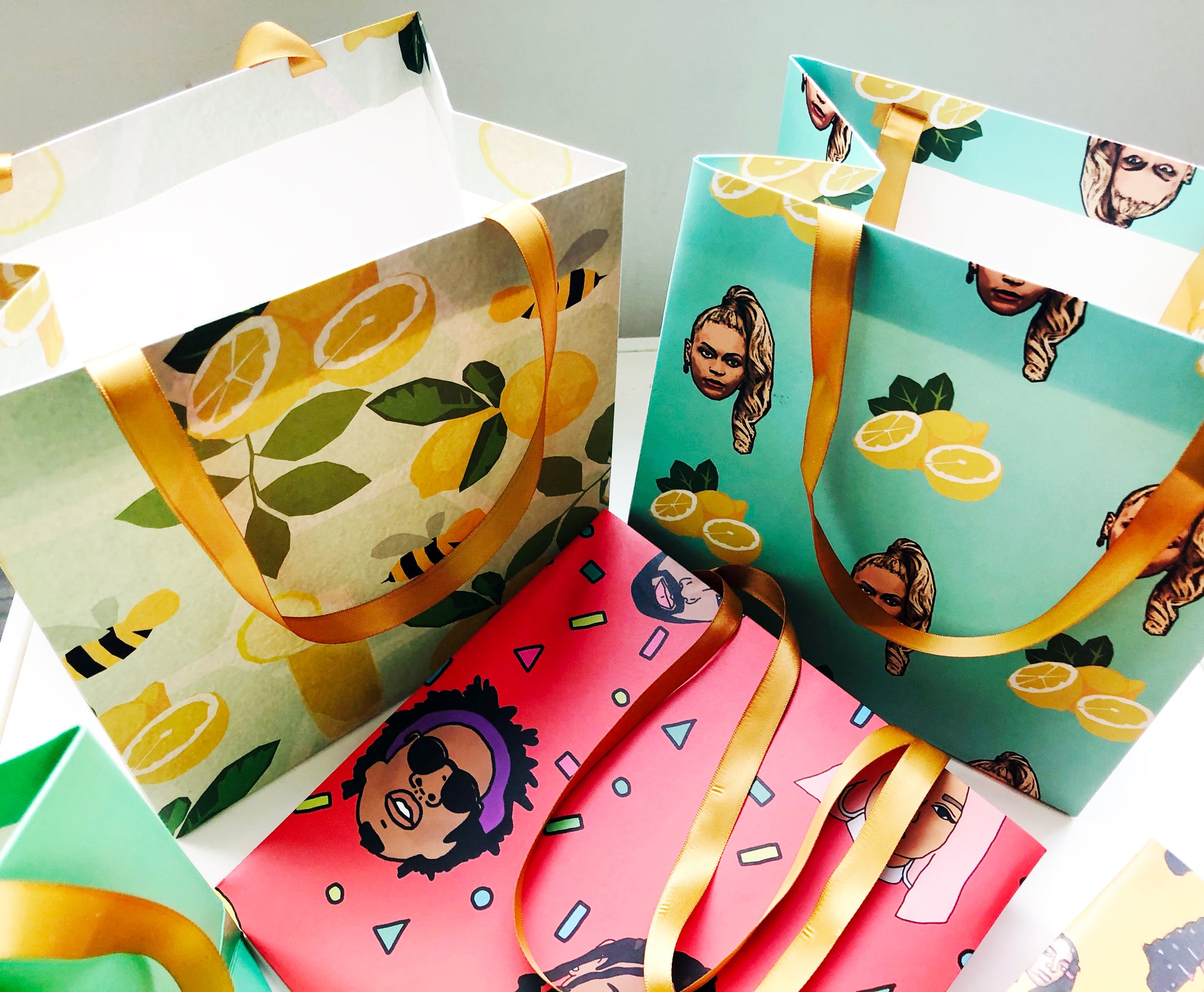 GIFT BAGS